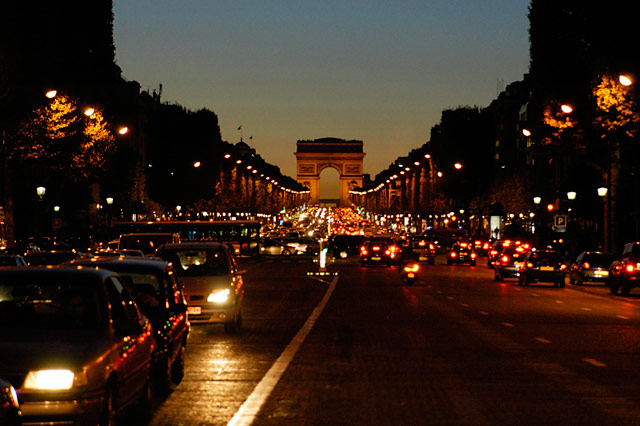 Arc de Triomphe © Dennis Mojado