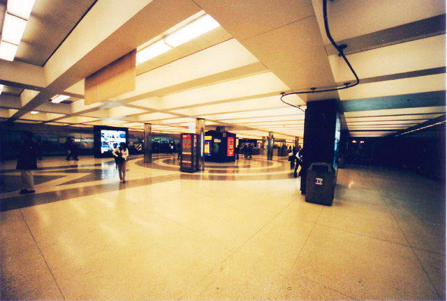 BART Station wide © Dennis Mojado