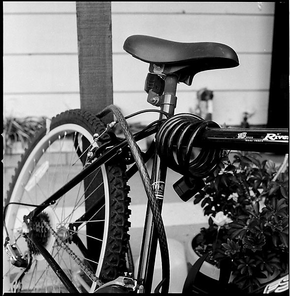 Bike Post © Dennis Mojado