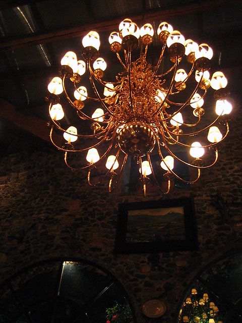 Hevia Chandelier © Dennis Mojado