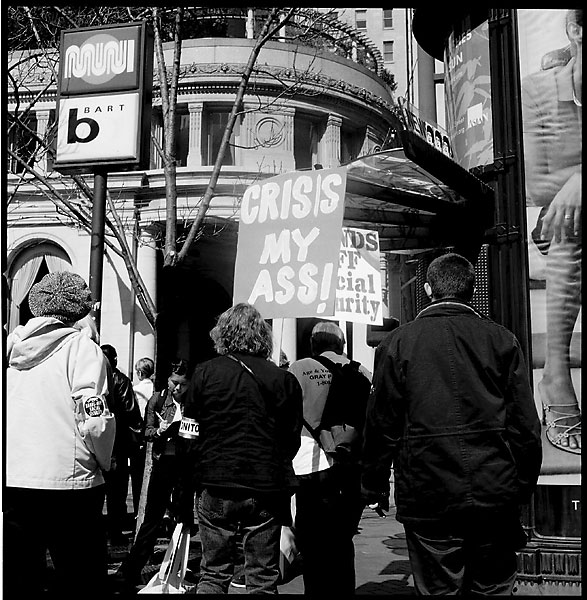 Crisis My Ass © Dennis Mojado