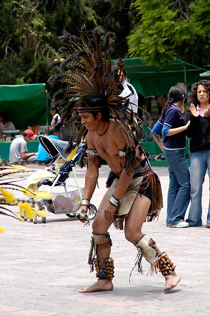 Indian Dancer © Dennis Mojado